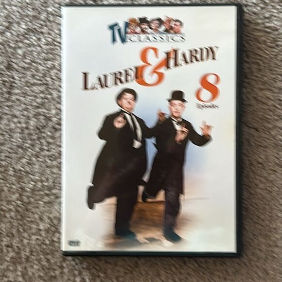 “Laurel & Hardy” TV Classics DVDs Set of Two! - Picture 4 of 12